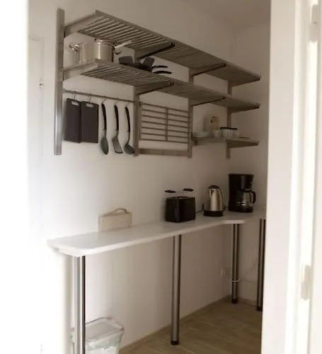 Rooftop With Balcony & Ac Apartamento Viena