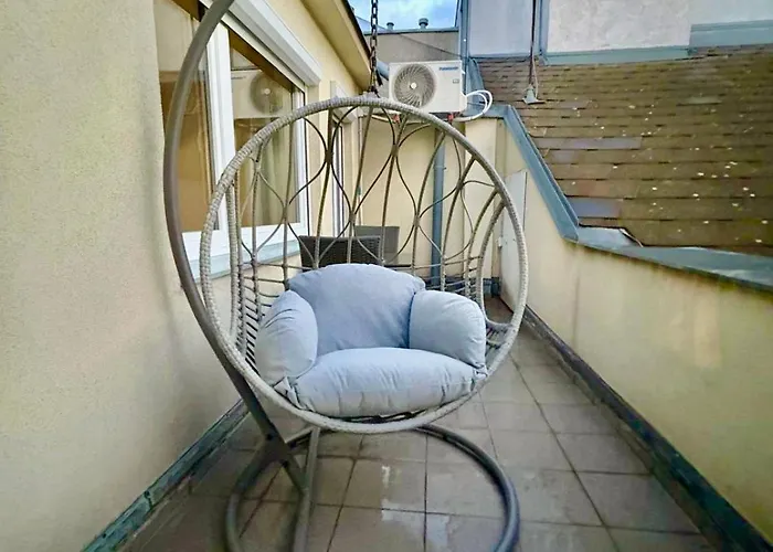 Apartamento Rooftop With Balcony & Ac Viena